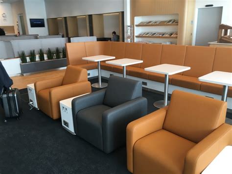 Lufthansa Lounge Übersicht Frankfurtflyerde