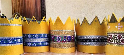 Benedek Elek születésnapja Magyar Népmese Napja Crown jewelry Jewelry