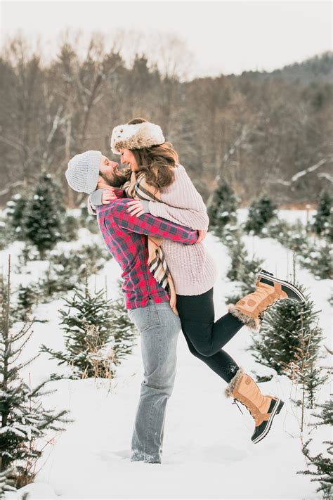 A Romantic Winter Couples Session