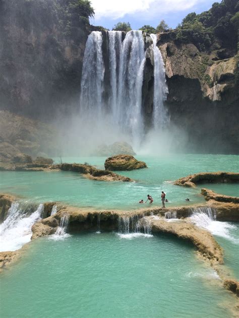 Cascada El Salto Is A 70 Meters Waterfall With Massive Water Holes