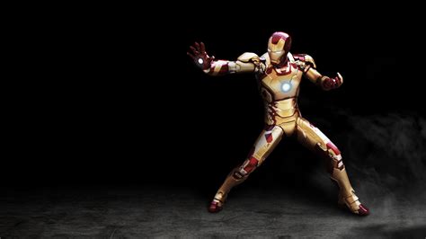 Iron Man Wallpaper High Resolution Wallpapersafari