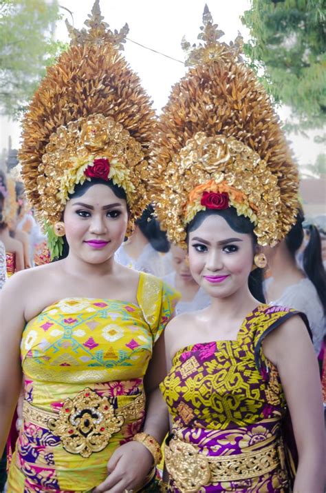 Hindu Temple Ceremony Parade Bali Indonesia 18 Desi Traveler