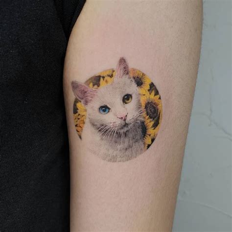 25 Cool Cat Tattoos To Honor Our Feline Friends