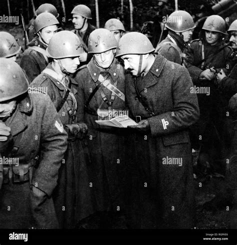 Uniforme Militare Seconda Guerra Mondiale Immagini E Fotografie Stock Ad Alta Risoluzione