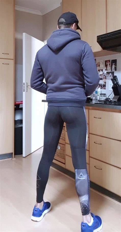 Pin By Hloncho On Closed Mens Workout Clothes Men In Tight Pants