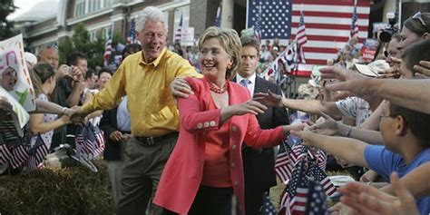 With Husband Clinton Tries To Revive Iowa Bid The New York Times