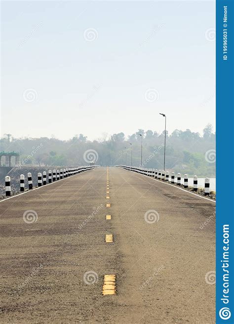 The Road On The Dam Stock Image Image Of Asphalt Country 195965031