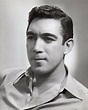 29 Amazing Portrait Photos of Actor Anthony Quinn in the 1930s and ...