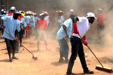 Governo Lança “operação De Emergência” Para Limpar Lixo Em Luanda Angola24horas Portal De