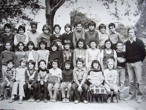 Photo De Classe Les Pins 79 80 Cm2b De 1979 Ecole Des Pins Copains D