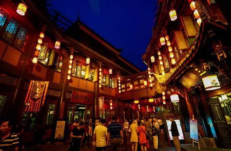 Food And Travel Tips Visiting Chengdu Jinli Ancient Street Discover