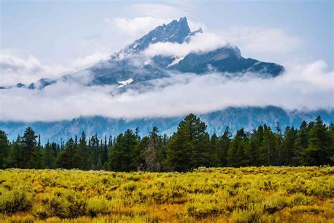 Yellowstone Grand Teton Parks To Reopen May 18 Explore Big Sky