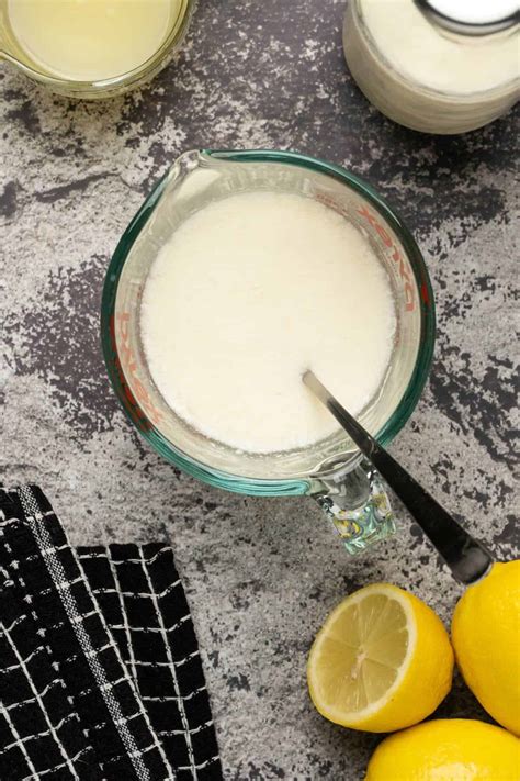 Watch how to make buttermilk: Homemade Buttermilk - Gimme That Flavor