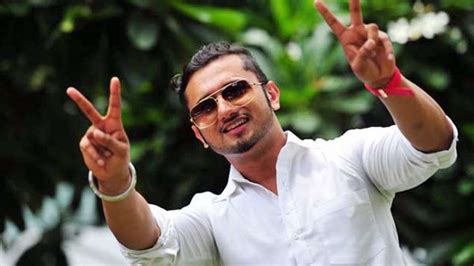 Honey Singh Back With Another Cool Number India Tv