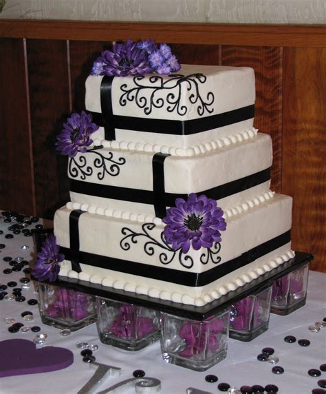 Purple Flower Wedding Cake