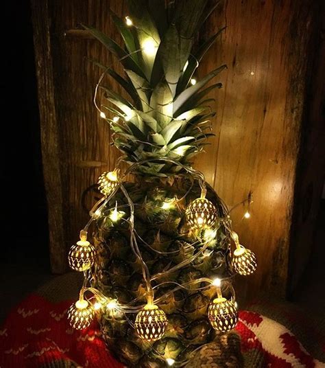 Pineapple Christmas Tree For Ones Who Like To Experiment