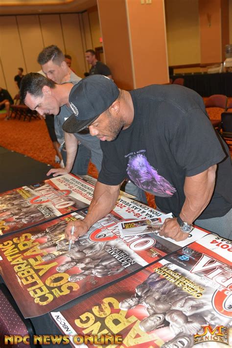 Stream live | ستريم لايف. 2014 IFBB Mr Olympia: Phil Heath & Kai Greene Signing Olympia Show Posters | NPC News Online