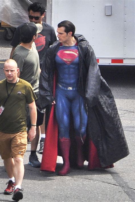 Superman Gets A New Costume For Batman V Superman