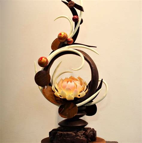 Pin By Jason Mak On Chocolate Showpiece With Images Chocolate
