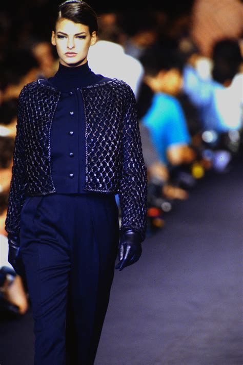 Linda Evangelista Lanvin Haute Couture Runway Show Fw 1990 High