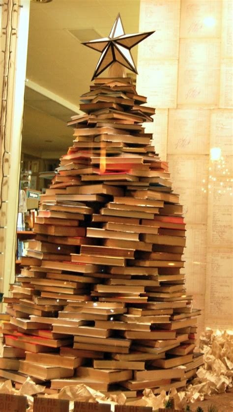 Diy Instructions And Ideas To Make A Christmas Tree With Books