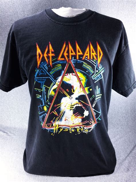 Def Leppard Hysteria Large Rock Band T Shirt Graphic Tee Metal Music