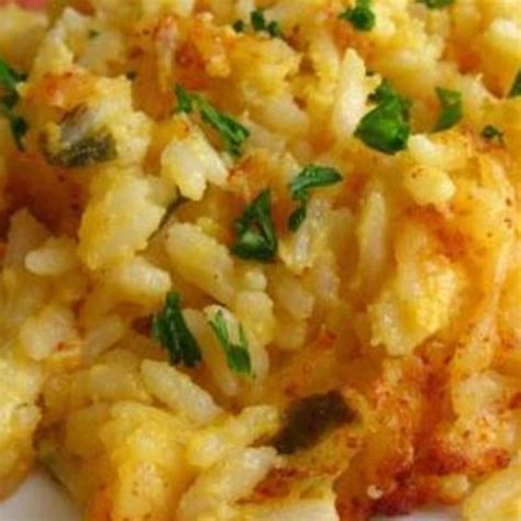 Luckily, a cauliflower is super luckily, a cauliflower is super easy to break down and turn into rice. Cheesy Cauliflower Rice | Recipe | Food processor recipes, Recipes, Low carb side dishes