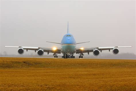 Sam 29000 Air Force One On The Roll And Turning Onto C Flickr
