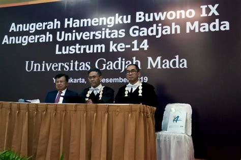 Terima Anugerah Ugm Jk Minta Kampus Perbanyak Riset Gaya Hidup