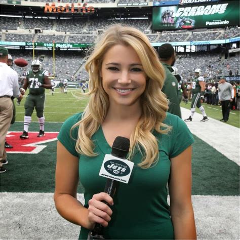 40 Sideline Reporters That Know What Theyre Talking About Women