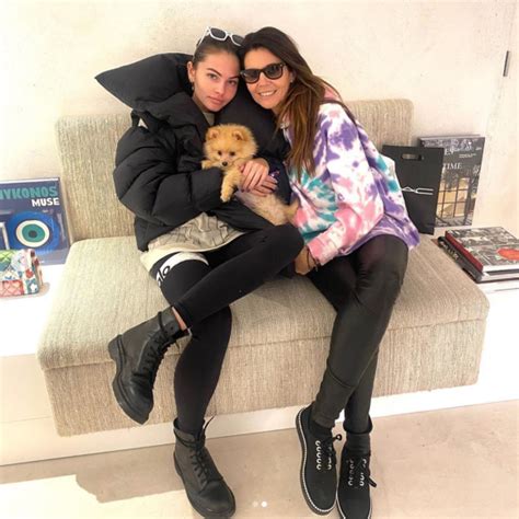 V Ronika Loubry Retrouvailles Complices Avec Sa Fille Thylane Blondeau Purepeople