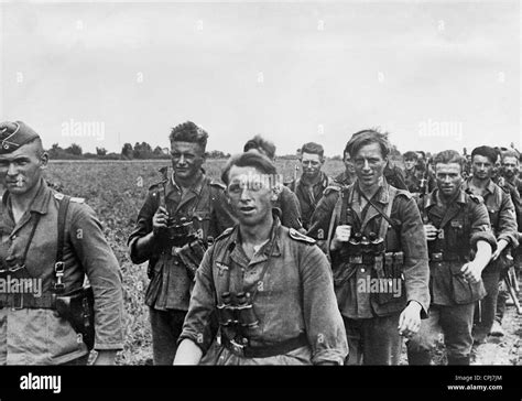 Deutsche Soldaten In Den Südabschnitt Der Ostfront 1942