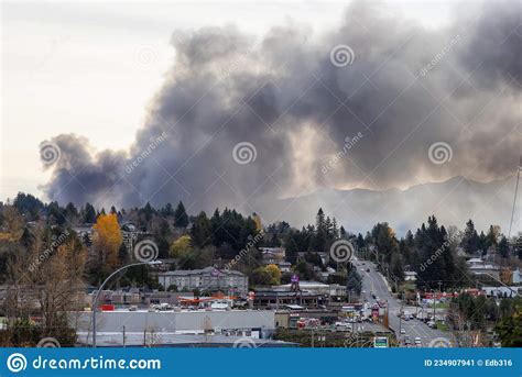 Black Smoke From Fire In The City Editorial Photo Image Of Modern