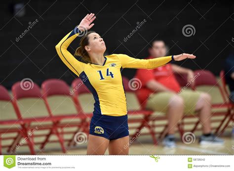 2015 Ncaa Volleyball Kent State En Morgan State Redactionele Fotografie Image Of Titel
