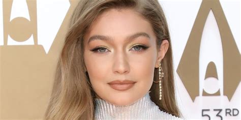 Gigi Hadid Shuts Down Claims Shes Disguising Her Pregnancy