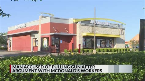 Mpd Angry Customer Shatters Mcdonalds Window With Gun Youtube