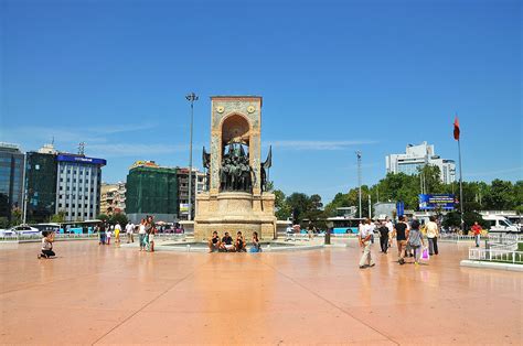 Taksim Square Wikipedia