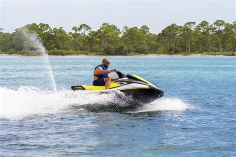 Adventure Destin Watersports Find Things To Do In Destin Florida
