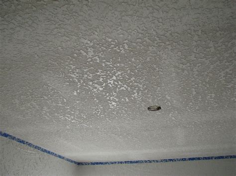 It's perfect for replacing a popcorn ceiling, finishing a basement, or completing a ceiling repair we can't wait to see your projects. Knockdown Ceiling Texture- Large size