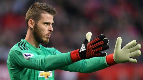 All the latest manchester united news, match previews and reviews, transfer news and man united blog posts from around the world, updated 24 hours a day. Transfer news and rumours LIVE: De Gea's huge £350k-a-week ...