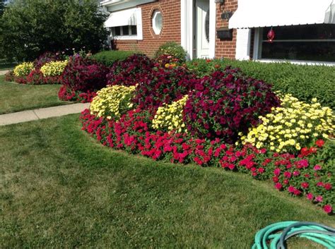 Wisconsin Gardening 2015 Landscape Design Front Yard Flower Garden