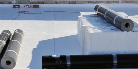 Maintenance Tips For Your Flat Roof A Old Time Roofing Roof Repair