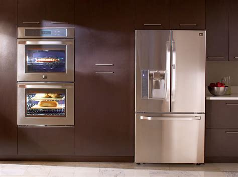 Small kitchen appliances └ appliances └ home, furniture & diy all categories antiques art baby books, comics & magazines business, office american originals chocolate fountain with tray. Special event for Lg appliances in Dallas - Home ...