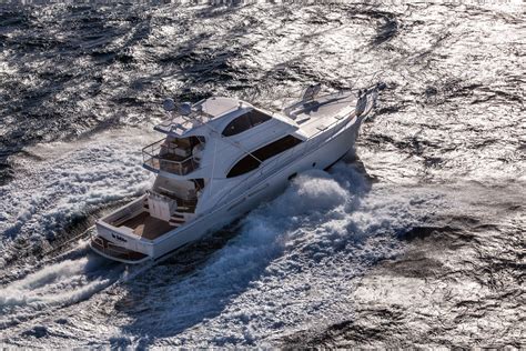 Rivieras New 75 Enclosed Flybridge Yacht Made Her World Debut At The Riviera Festival — Yacht