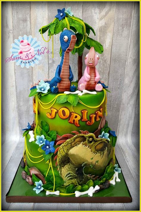 Dino Cake After A Dino Childrens Book Decorated Cake By Cakesdecor