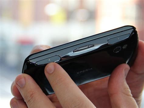 Sony Ericsson Xperia Play Unboxing Cnet