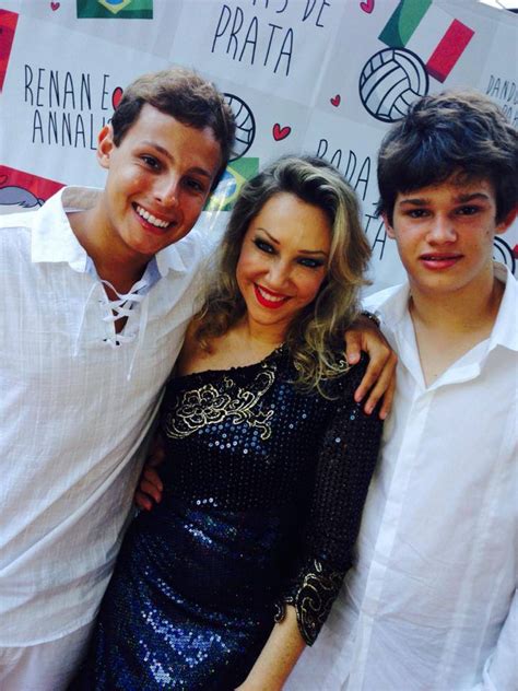 Clique aqui e fique bem informado. Deborah Blando - Bem acompanhada or what?!!! Com os meus ...