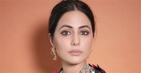 Hina Khan Shares Emotional Post For Mom Following Father’s Demise Says