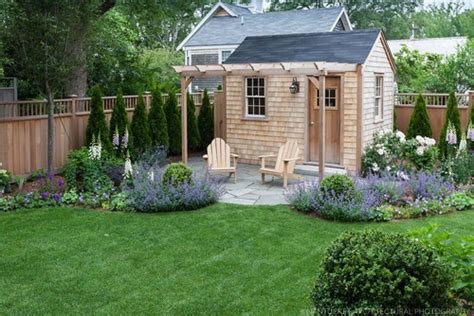27 Gorgeous Landscaping Around Shed Ideas With Pictures