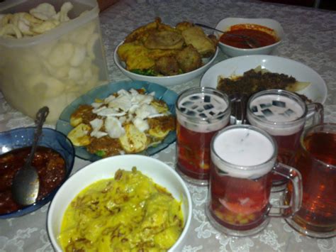 Menyambut bulan ramadhan, sudahkan anda siapkan menu buka puasa dan sahur sebulan? ChyntiaBlog: menu berbuka puasa